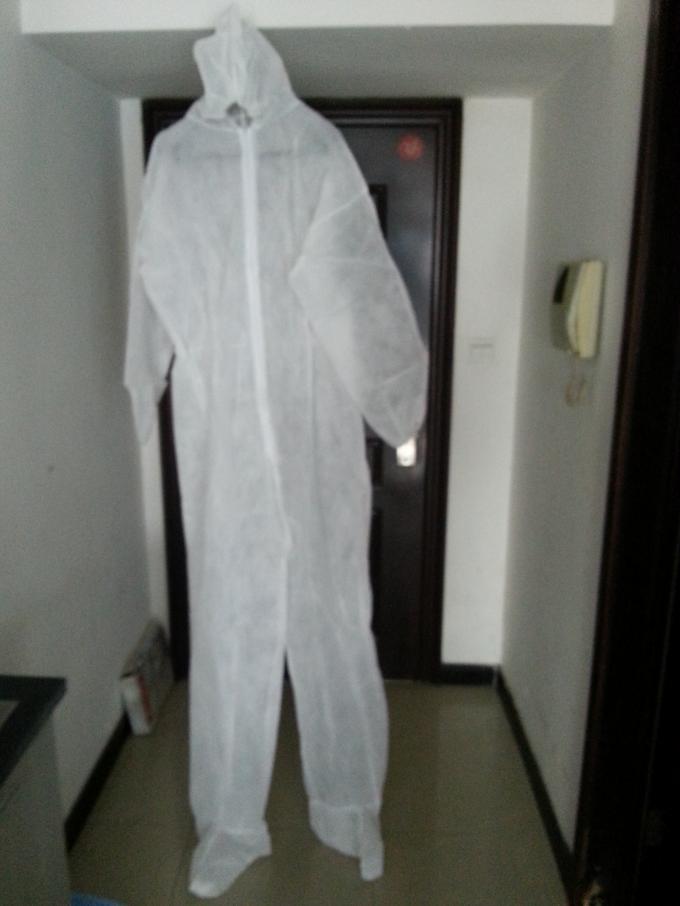 Polypropylene Disposable Protective Coveralls Air Permeable With Hood