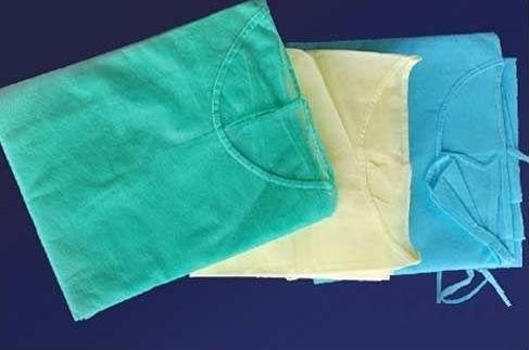 Antibacterial Disposable Protective Gowns , Full Length Medical Isolation Gowns