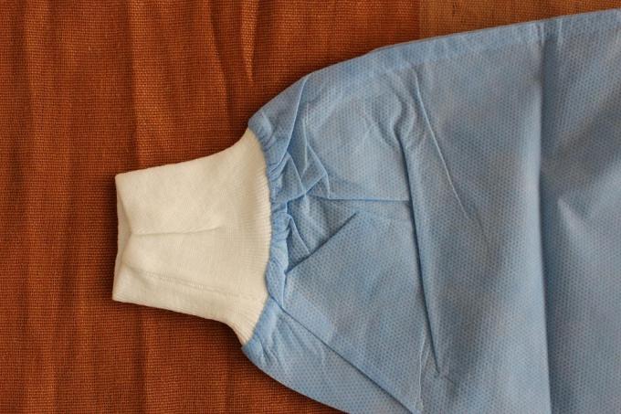 Fluid Resistant Lab Coat Lightweight With Excellent Anti Bacterial Effect