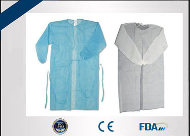 Non Woven Disposable Coverall Suit Tear Resistant For Dust / Bacteria Isolation