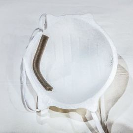 High Protection Level Ffp2 Face Mask , Disposable Nose Mask Smooth Lining